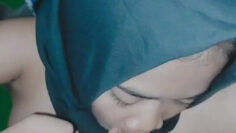 ADIK Hijab Penurut Di Ewe.jpg