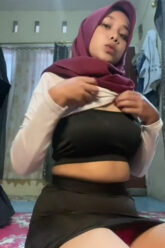 HIJAB Ngocok Pas Rumah Sepi.jpg