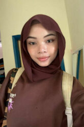LIFIA Hijab Self BDSM.jpg