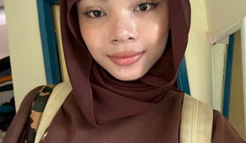 LIFIA Hijab Self BDSM.jpg