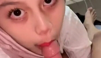 ZEYLIN Hijab Nyepong Kontol Panjang.jpg