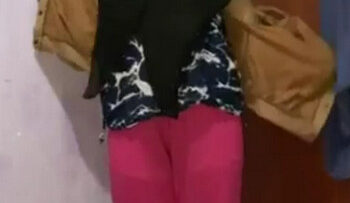 HIJAB Suka Bogel Dan Colmek.jpg