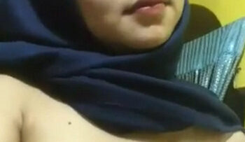 NURUL HIJAB Pamer.jpg