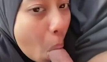 TASKIA Nyepong Di Mobil.jpg