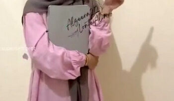 ALZEERA Cosplay Guru Hijab.jpg