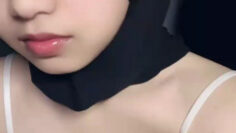 YuKie Hijab Ngocok Pakai Jari.jpg